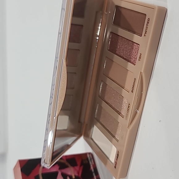 40% SALE! ✅Urban Decay #SIN  Naked Mini Eyeshadow Palette ✨ NEW IN BOX - Picture 7 of 10